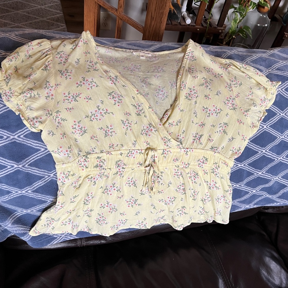 Derek Hart Floral Yellow Wrap Top